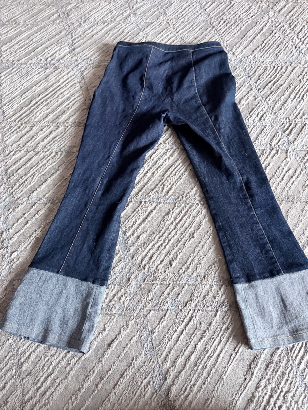 cinq à sept Dark Indigo Denim Jeans with Light Cuffs with buttons size 4 - Picture 6 of 7